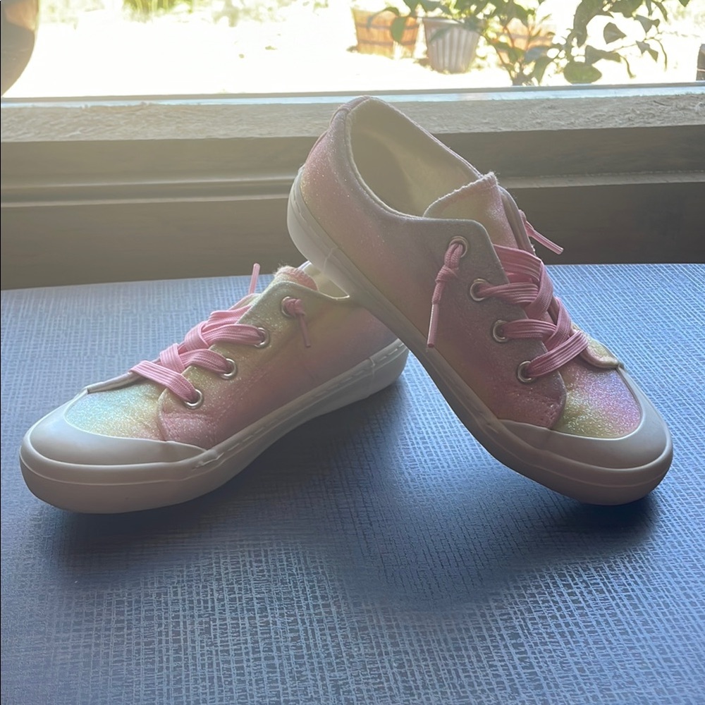 Harper Canyon Sneakers Classic Low-Top Style